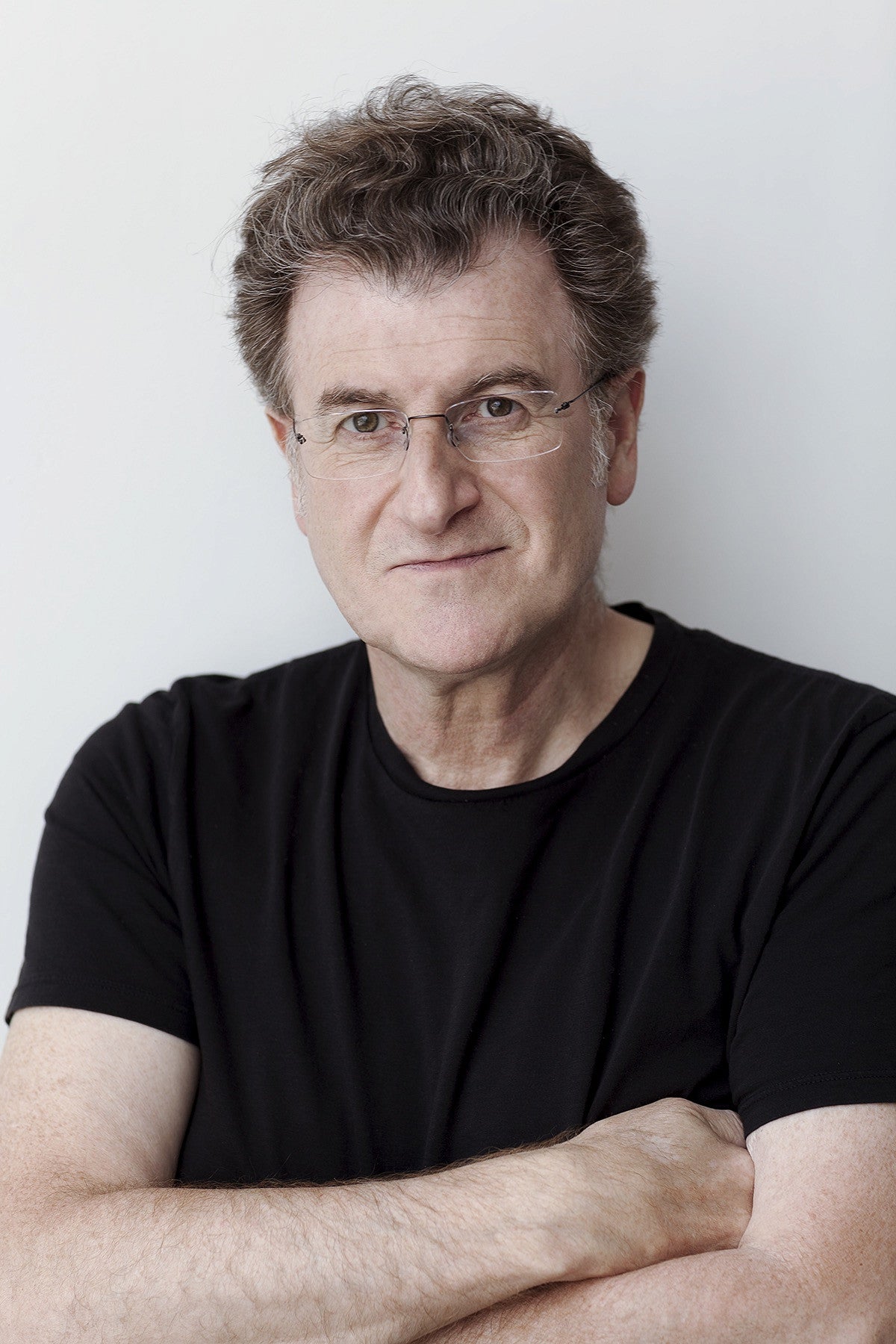 Photograph of Alfredo Jaar, artist. 