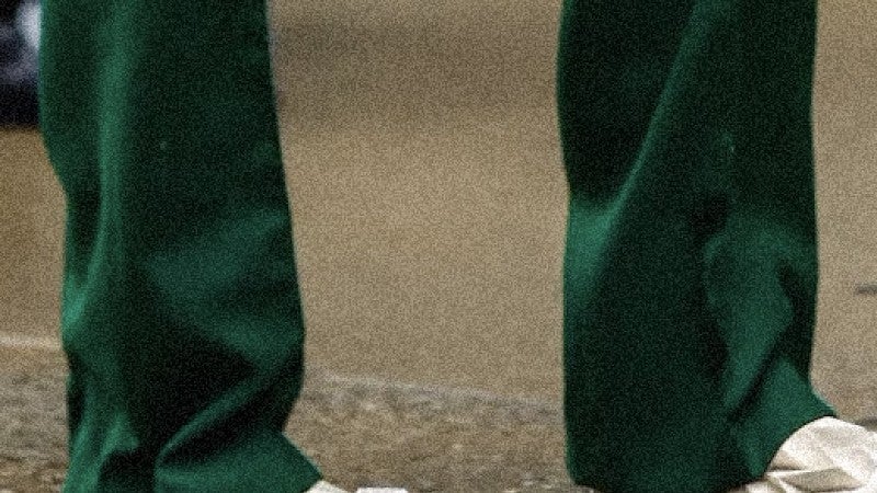 Folding Footwear Header