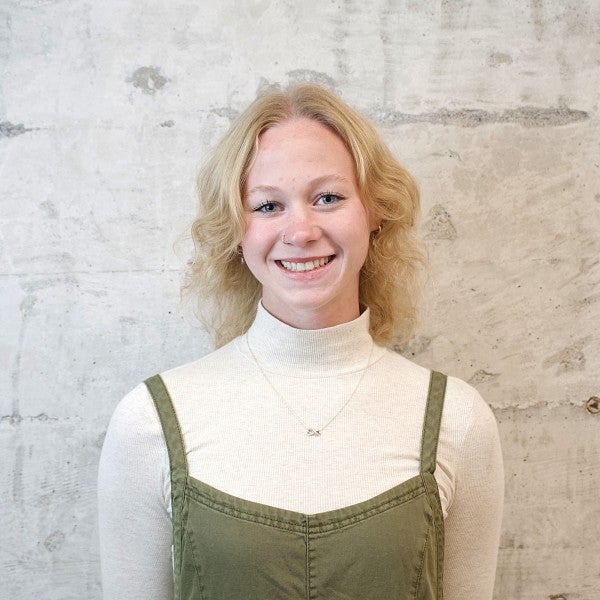 Photograph of Abbey Calhoun