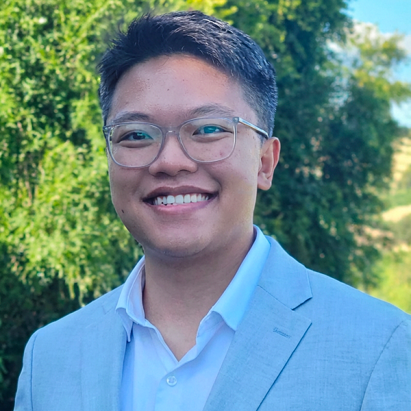 Photograph of Tin Le. 